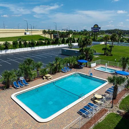 Days Inn By Wyndham Orlando Downtown Εξωτερικό φωτογραφία