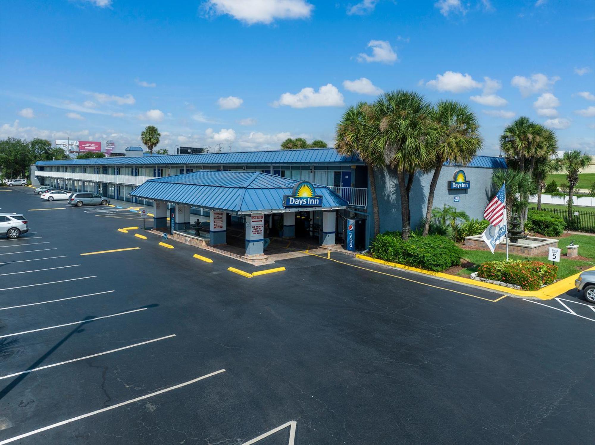 Days Inn By Wyndham Orlando Downtown Εξωτερικό φωτογραφία